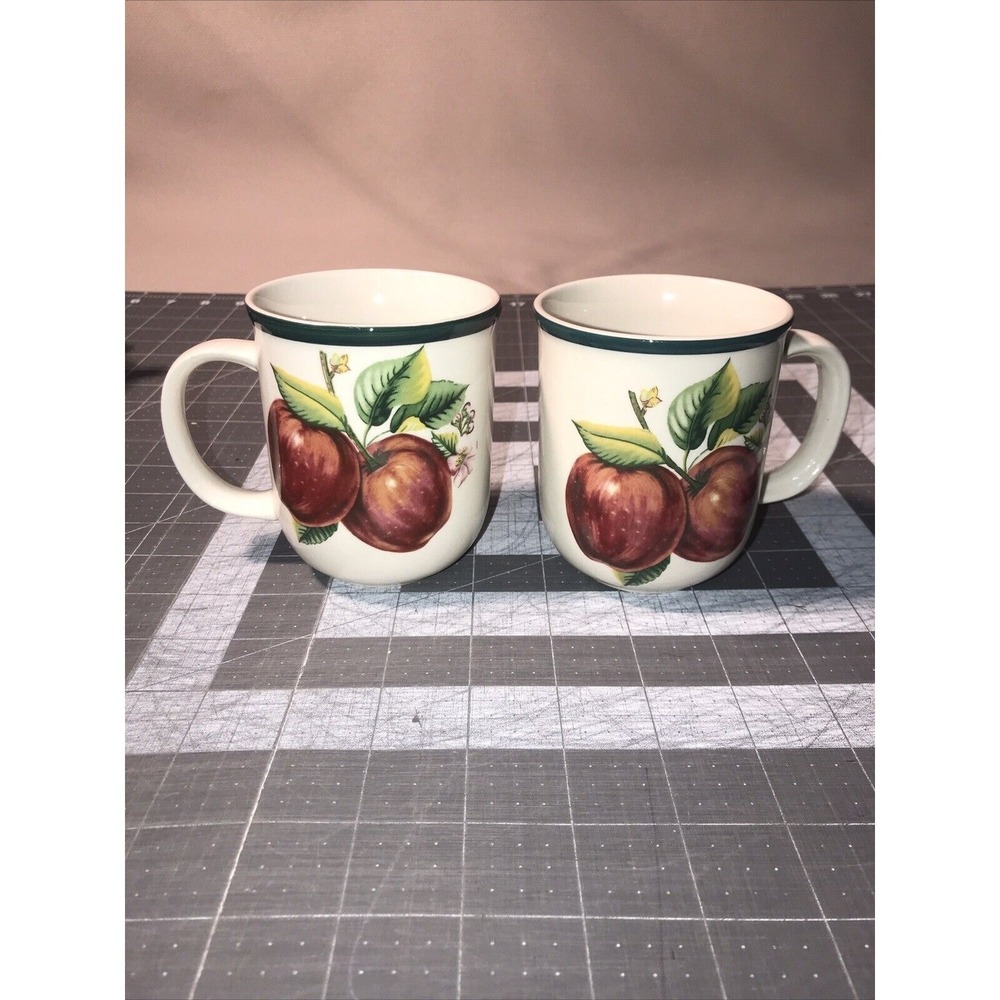2 Casuals by China Pearl Red Apple Pattern Mugs Coffee Cups‎ EUC